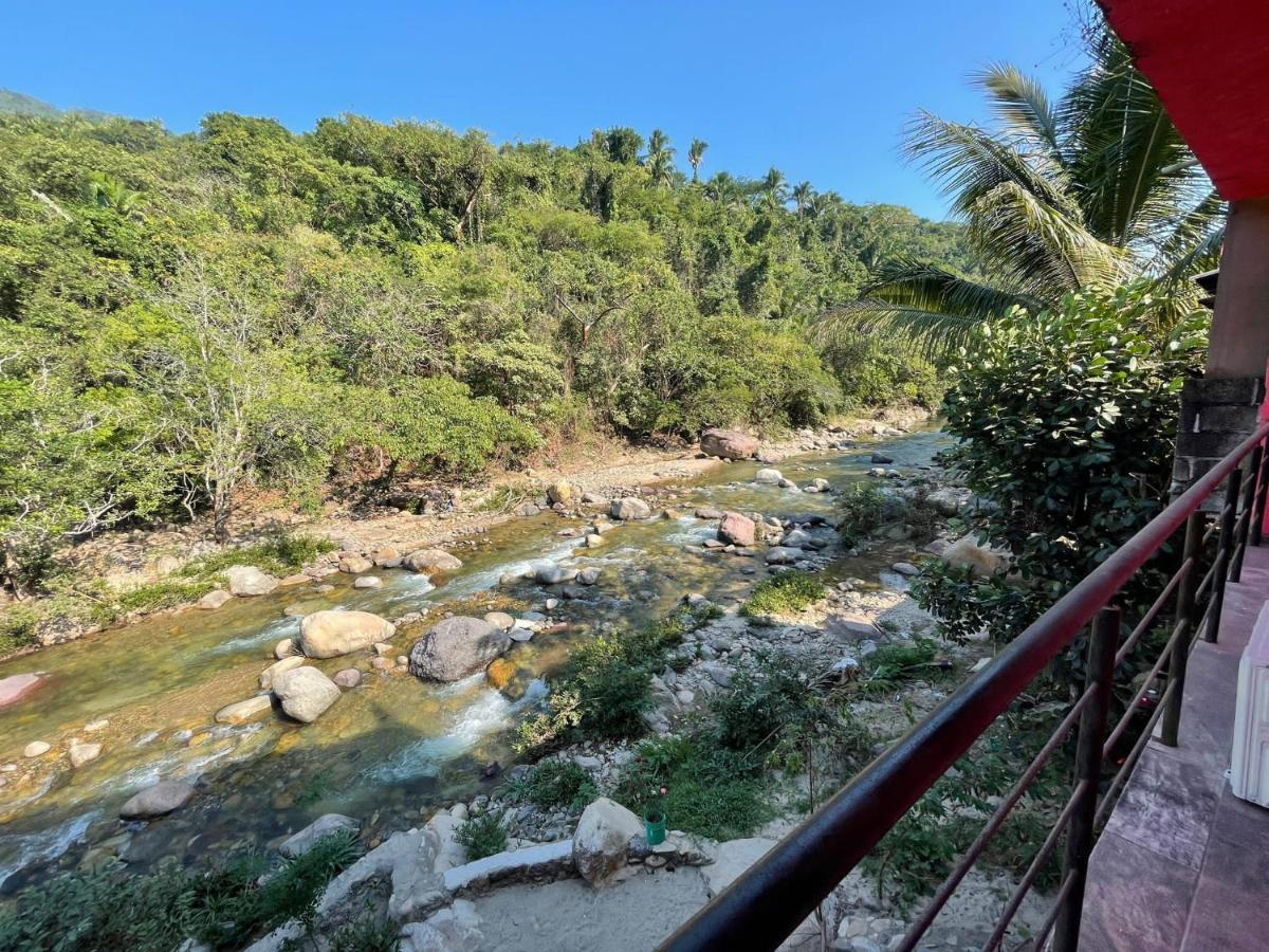 פוארטו ואלארטה Casa Rio Cuale And River Retreat מראה חיצוני תמונה