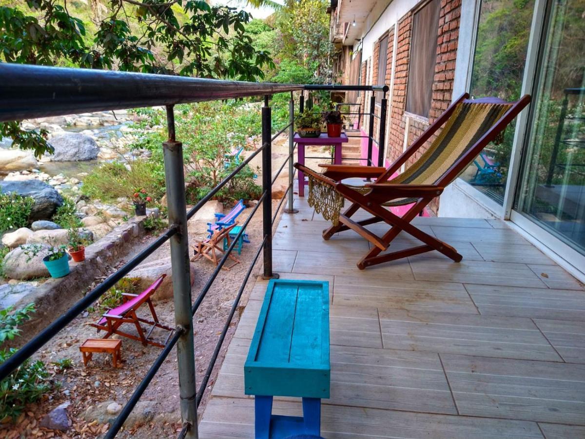 פוארטו ואלארטה Casa Rio Cuale And River Retreat מראה חיצוני תמונה