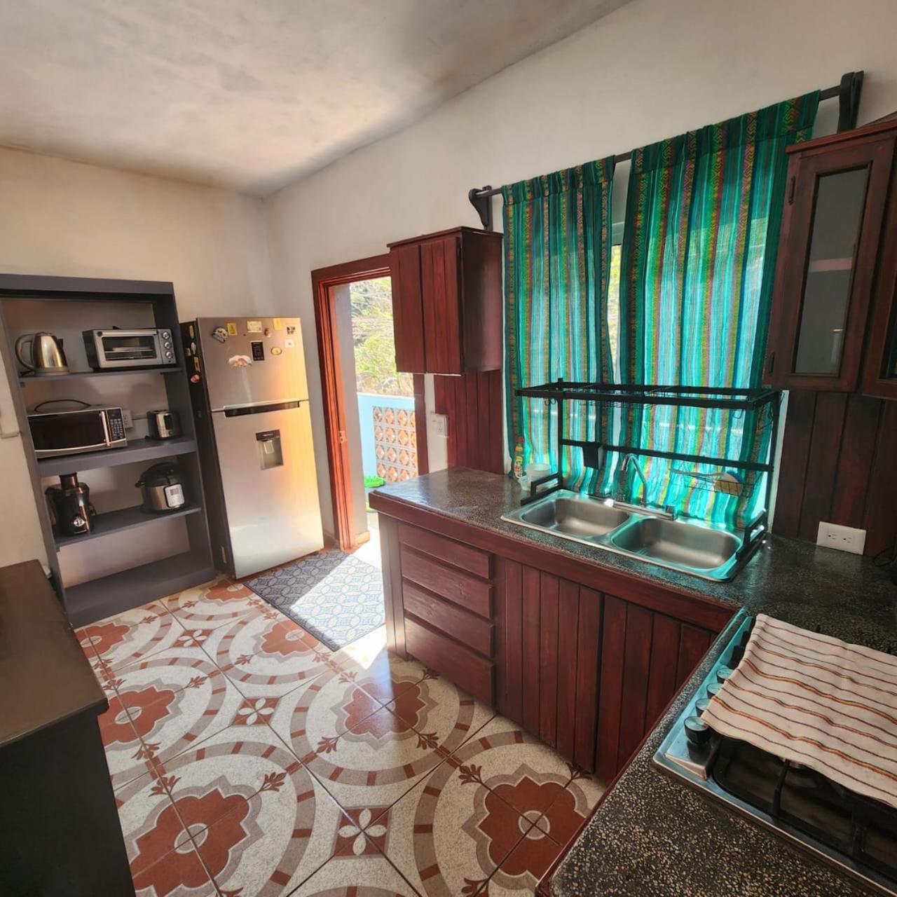 פוארטו ואלארטה Casa Rio Cuale And River Retreat מראה חיצוני תמונה