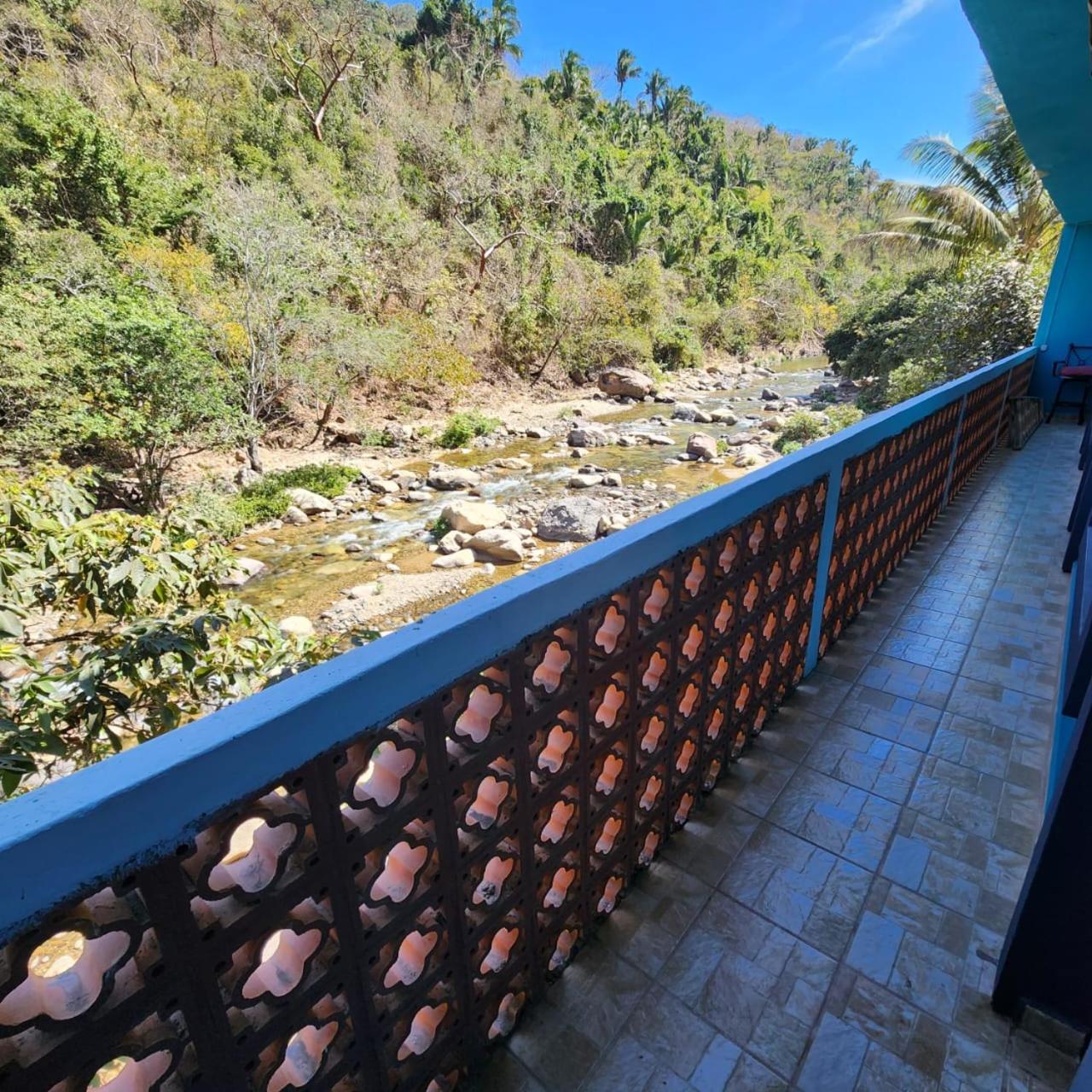 פוארטו ואלארטה Casa Rio Cuale And River Retreat מראה חיצוני תמונה